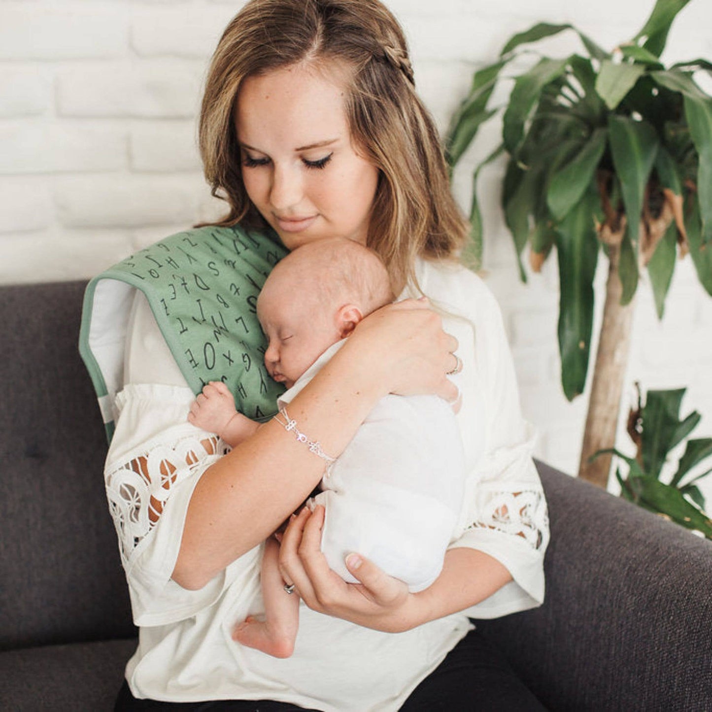 PREMIUM BURP CLOTHS || CHIP