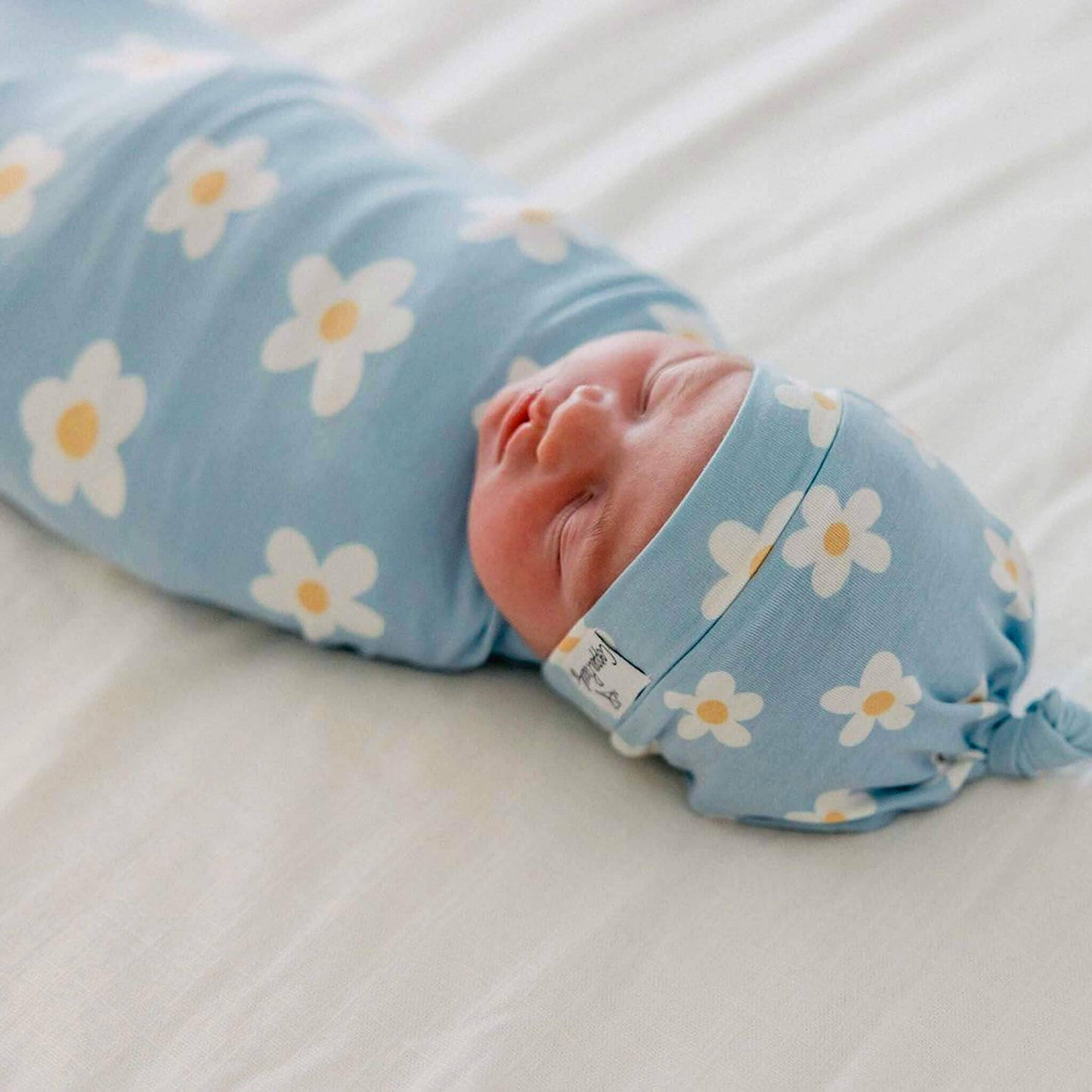 KNIT SWADDLE BLANKET || DELLA