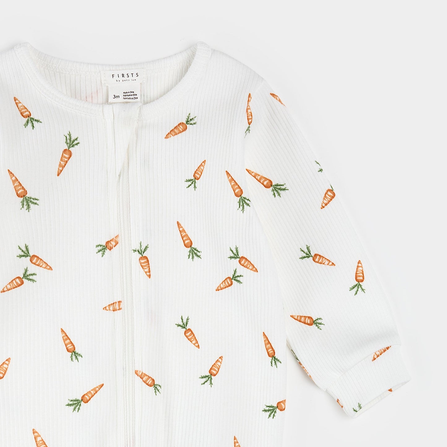CARROTS PRINT ONESIE || OFF-WHITE RIBBED