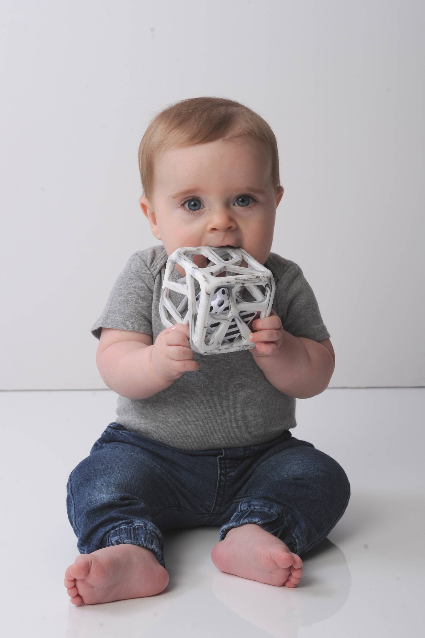 CHEW CUBE || SILICONE TEETHER RATTLE || BLUE