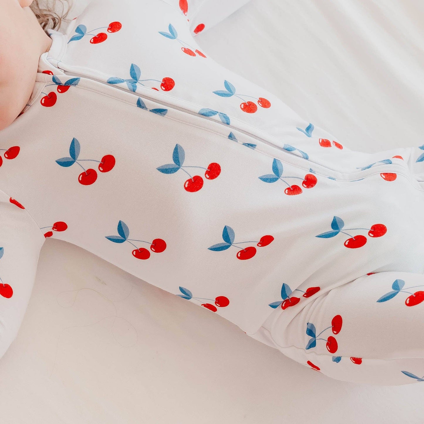 BAMBOO CONVERTIBLE ZIP-UP PAJAMA || TALIA