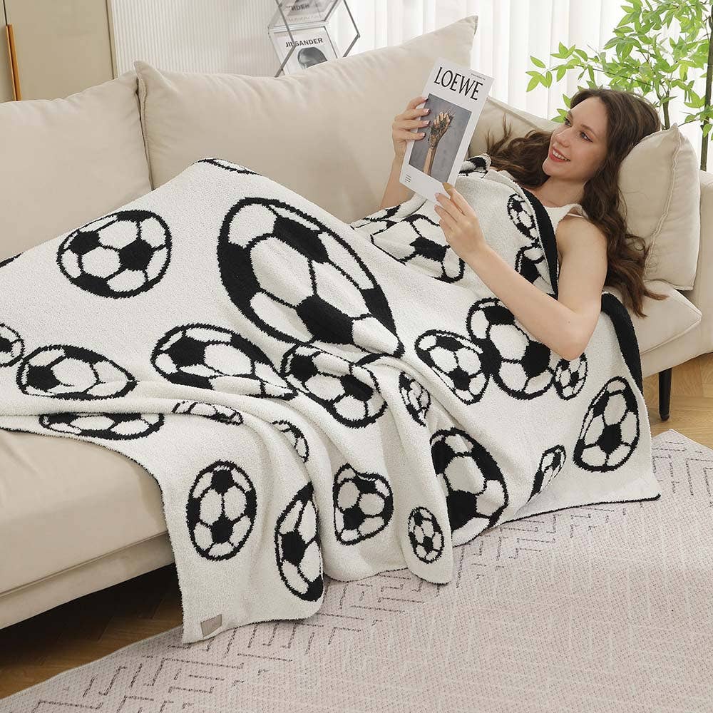 SOCCER REVERSIBLE THROW BLANKET