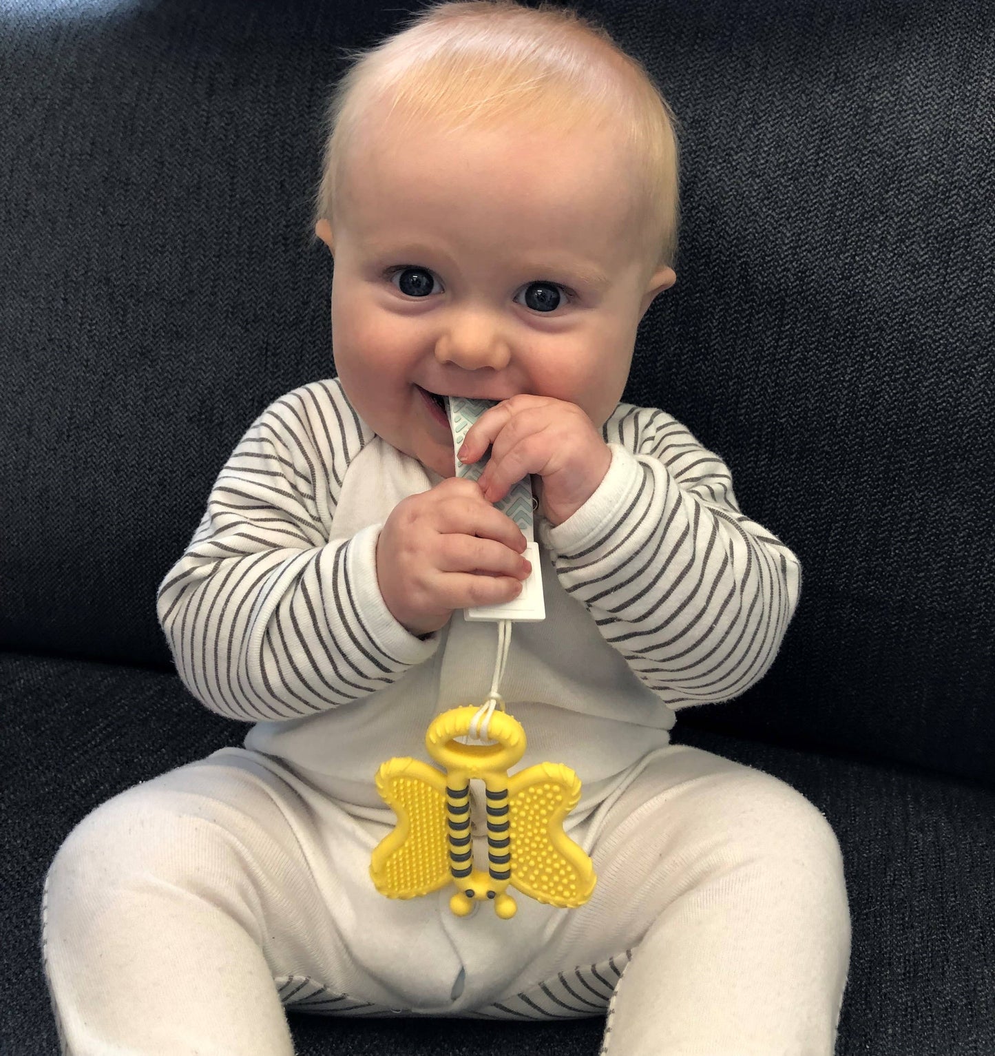 TOOTH BRUSH TEETHER || YELLOW BEE