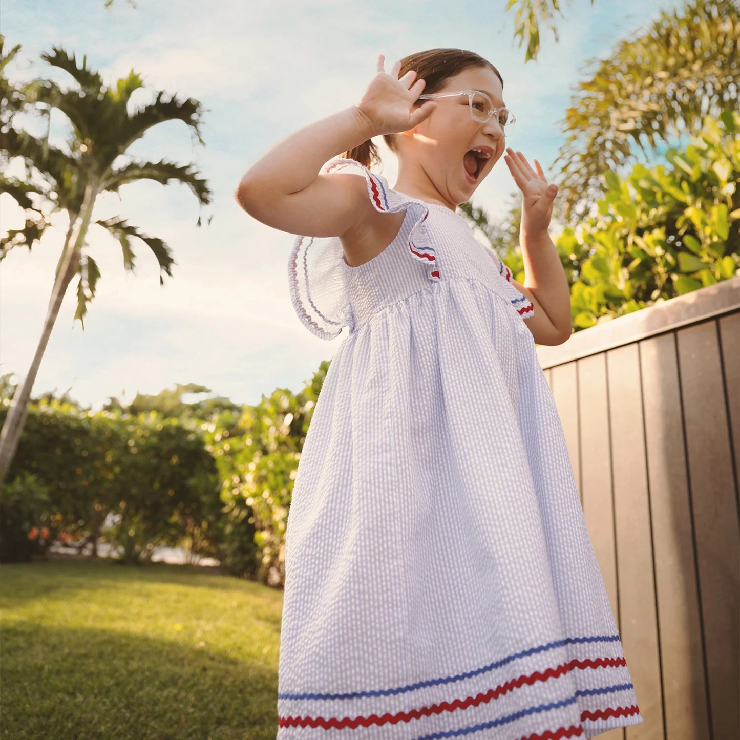 SEERSUCKER STRIPE MAGNETIC DRESS