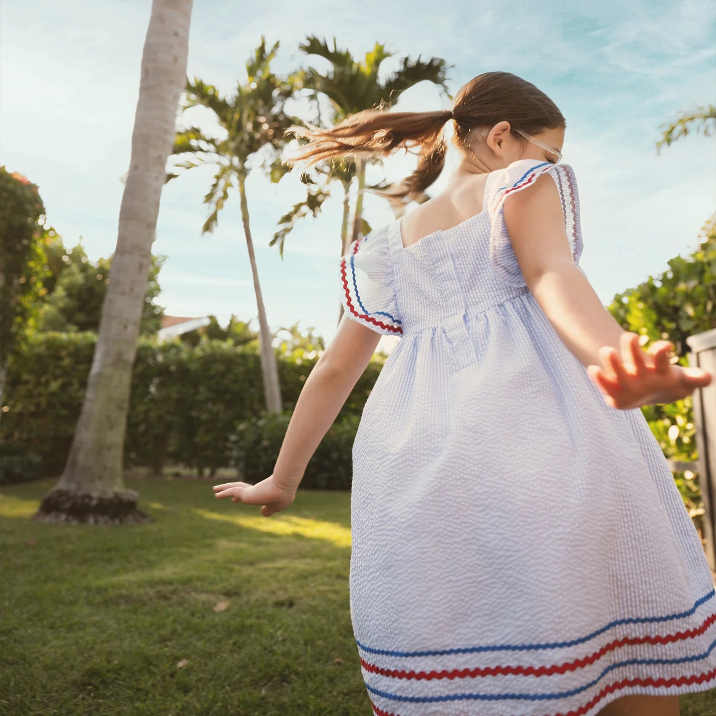SEERSUCKER STRIPE MAGNETIC DRESS