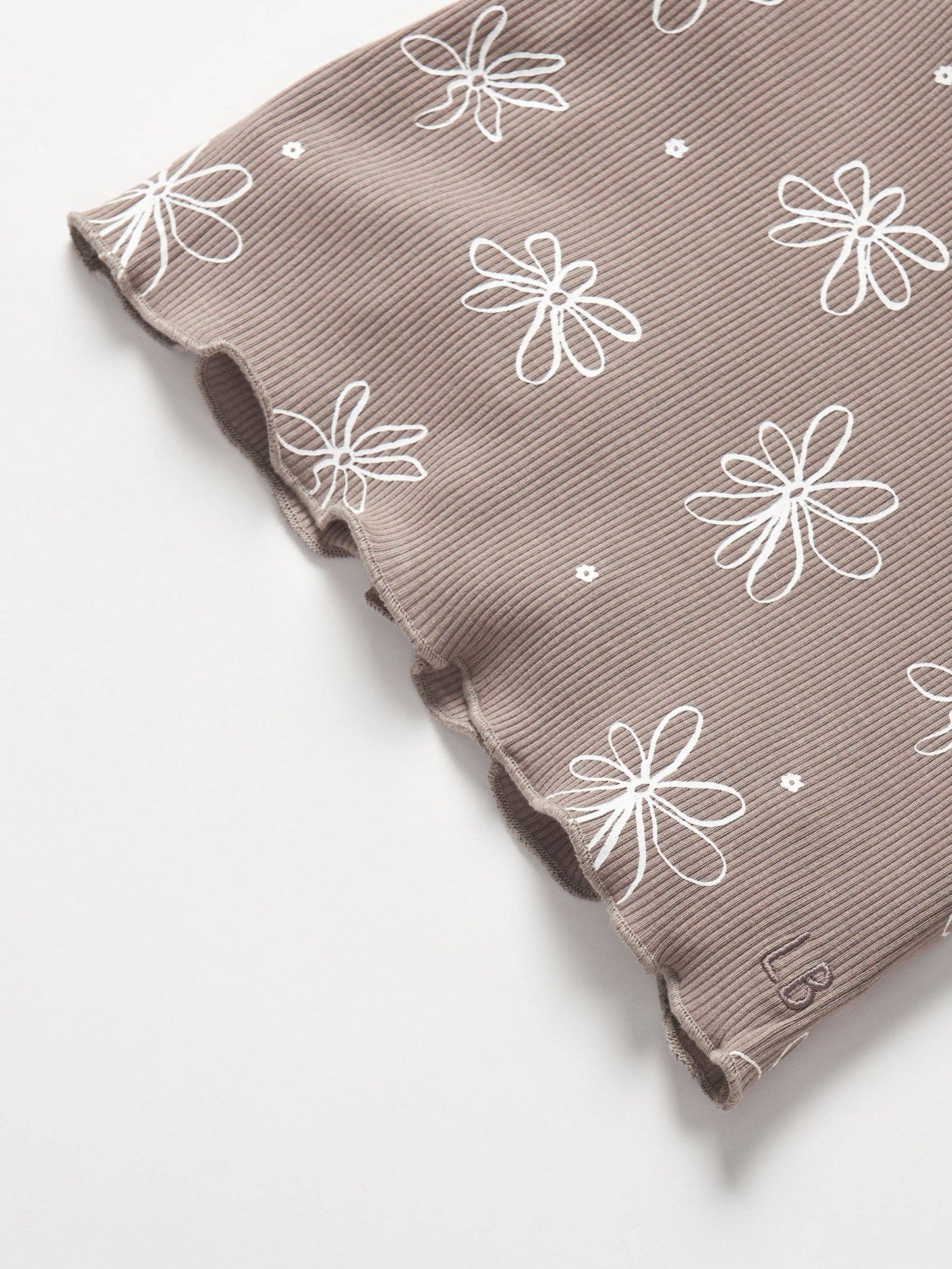 FLORAL RIBBED LETTUCE TRIM TEE