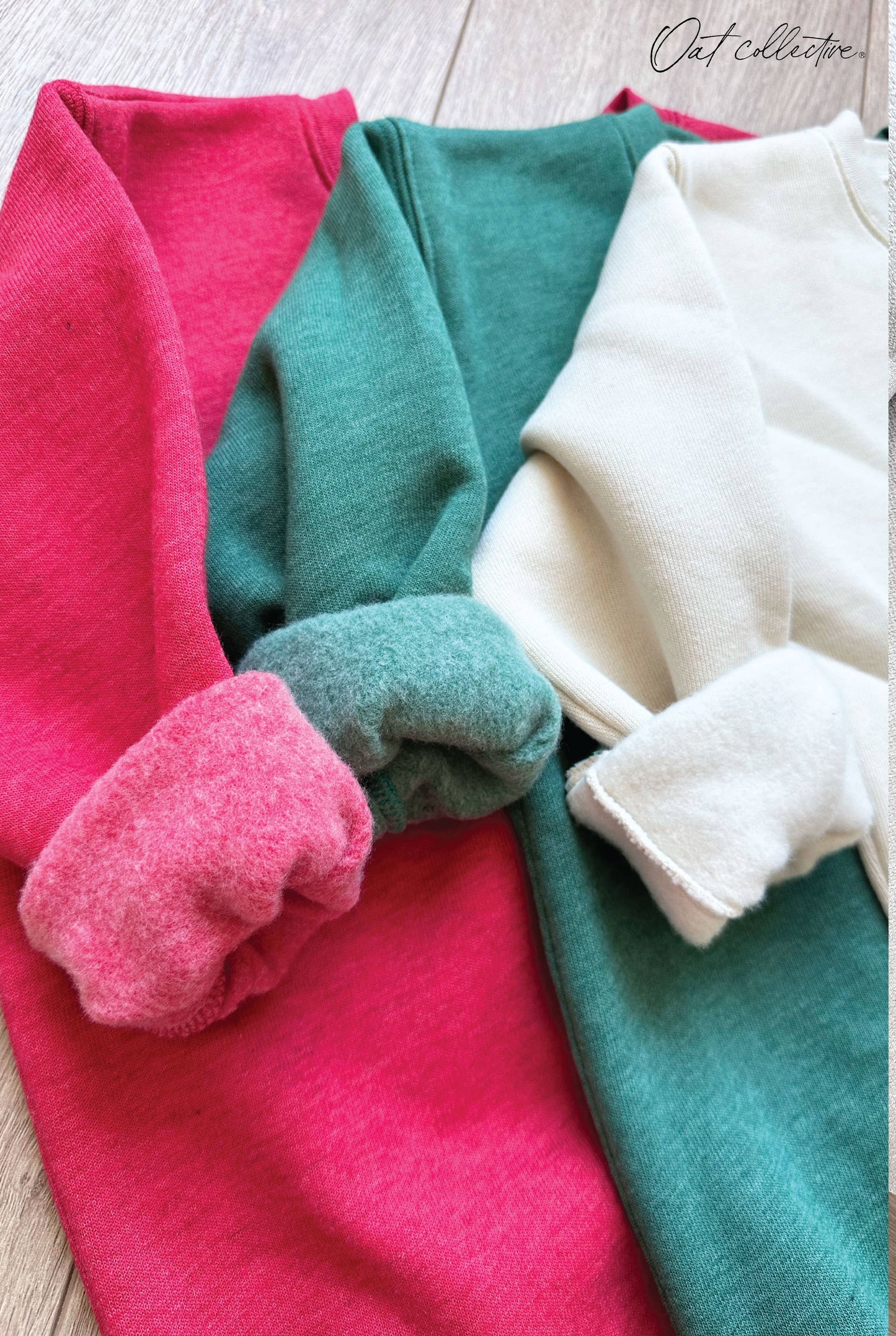 BEACH UNISEX SWEATSHIRT || HEATHER ROYAL