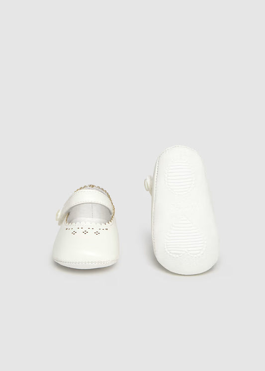 NEWBORN GIRL MARY JANES